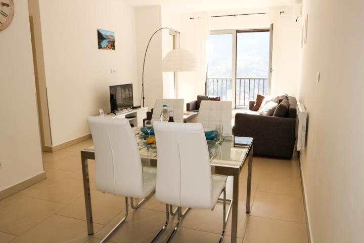 Lavender Bay Apartments D3 Or D5 I By Andreas Crivellaro Donji Morinj Luaran gambar